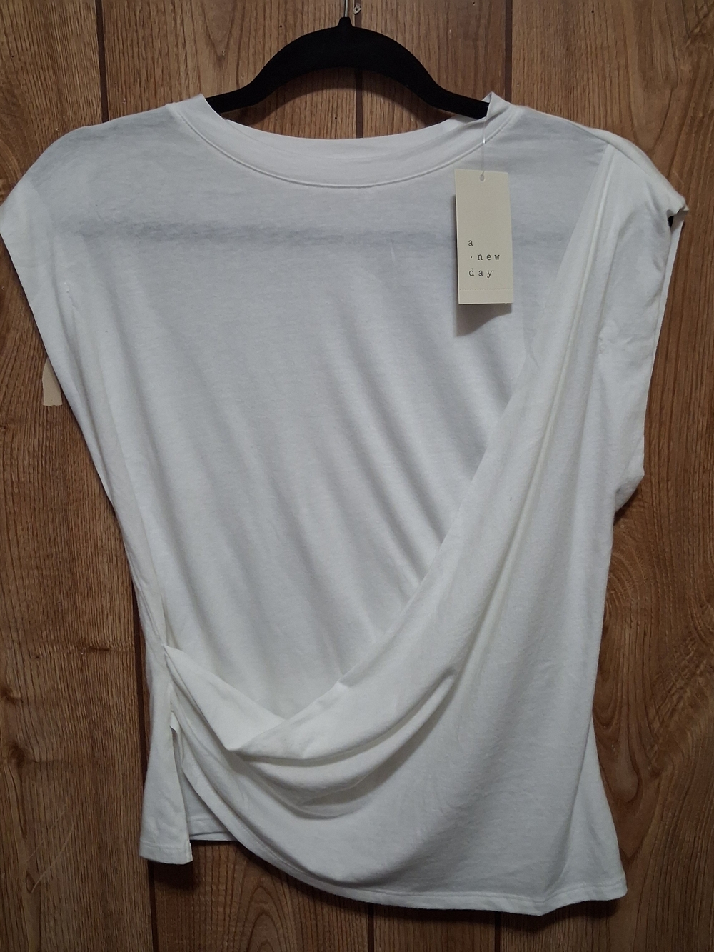 New Drape Front Tee Cap Sleeve Small White Retro Chic Versatile Seperates